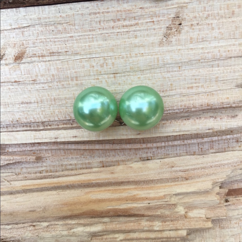 Green Pearl Earrings